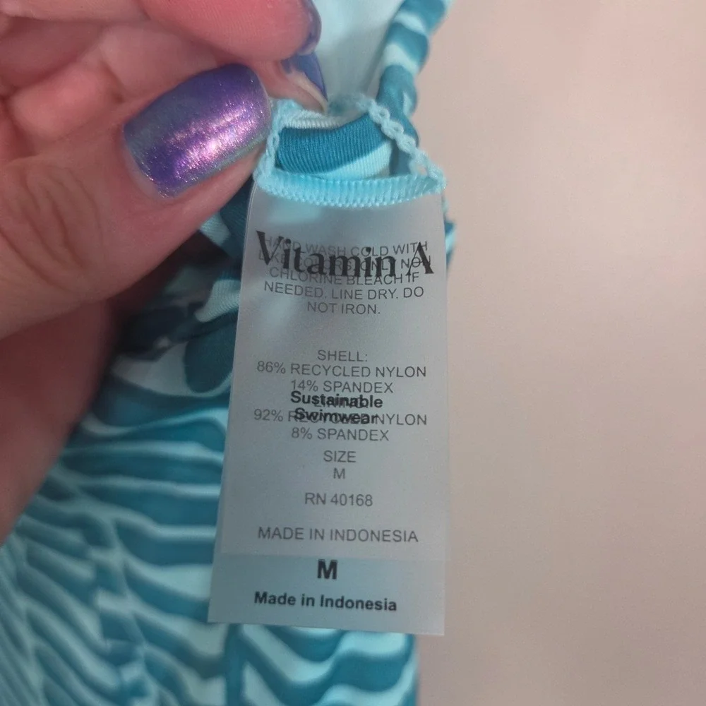 NWT Vitamin A Plunge One Piece Swimsuit Women's M Aqua Tropical High Cut